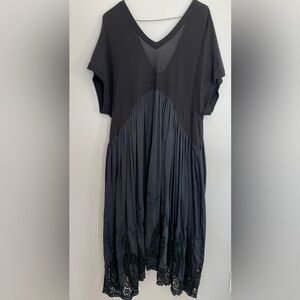 Zucca Elegant Lace Black Dress